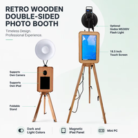 Photomaton en bois double face 18,5 " Magic Mirror Plus avec iPad et valise de transport