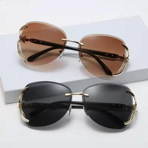 New fox Head Fashion Sun Glasses Rimless Metal Female UV400 <b>Large</b> <b>Frame</b> Luxury Women Sunglasses Man Glasses - Product Image 1