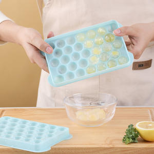 Bandeja para Cubos de Hielo Redondos Azul Cielo con Tapa, 30 Cavidades, Antiadherente, Apta para Congelador, para Uso Doméstico y Comercial - Product Image 1