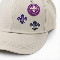 Écussons métalliques personnalisés en émail souple avec emblème fleur-de-lis, symboles spirituels de l'extérieur pour groupes de camping et événements scolaires, souvenirs