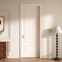 Porte en bois composite de luxe haut de gamme, finition laquée blanche française moderne, avec noyau solide, pour appartement et hôtel