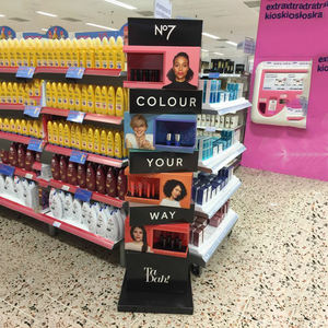 Supports d'affichage à combinaison personnalisables haut de gamme: conception, fonctionnalité et applications - Product Image 2