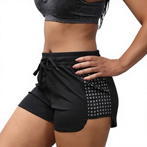 T-shirts de yoga à manches longues pour femme, avec soutien-gorge intégré, découpes et rembourrages, 100% coton, écologiques, entièrement personnalisables - Product Image 1