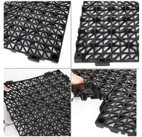 Tapis de sol emboîtables d'extérieur pour piscine, terrasse, drain, patio, balcon, chenil, volaille, noir