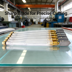 <span class=keywords><strong>Outil</strong></span> de découpe de <span class=keywords><strong>verre</strong></span> de haute précision pour le bricolage, le vitraux et les applications industrielles, avec poignée ergonomique et système d'alimentation en huile - Product Image 1