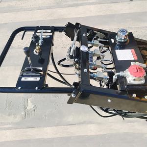 Pavé d'asphalte moyen avec machine de pavage d'asphalte de forte performance - Product Image 4