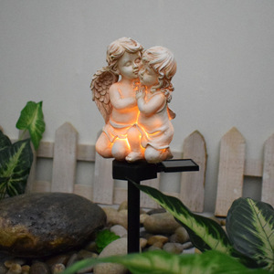 Lámpara Solar de Jardín con Diseño de Pareja de Ángeles, LED, Impermeable, Decorativa para Exteriores, para Patio, Jardín y Paisajismo - Product Image 3