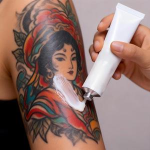 Crème de soin après-tatouage en marque propre pour tatouage, microblading, sourcils, lèvres, maquillage permanent pour tatouage des sourcils et des lèvres - Product Image 5