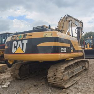 Excavadora Usada CAT 320B de Alta Durabilidad y Confiabilidad para Excavación de Cimentaciones Residenciales y Proyectos de Tuberías Subterráneas Municipales - Product Image 4