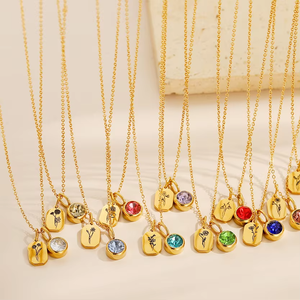 Collares con Piedras de Nacimiento y Flores de Nacimiento |   Colgante de Zirconia con el Signo del Mes de Nacimiento, Chapado en Oro PVD de 18K sobre Acero Inoxidable |   Impermeable e Hipoalergénico - Product Image 4