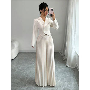 Completo Due Pezzi da <span class=keywords><strong>Donna</strong></span> con Blazer a Vita Alta <span class=keywords><strong>e</strong></span> Pantaloni a Gamba Larga Plissettati per Ufficio Vestibilità Comoda Tinta Unita per l'Autunno - Product Image 2