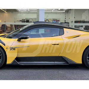 Faldón Lateral de Fibra de Carbono Preimpregnada Estilo MC20 Original para Maserati MC20 - Product Image 3