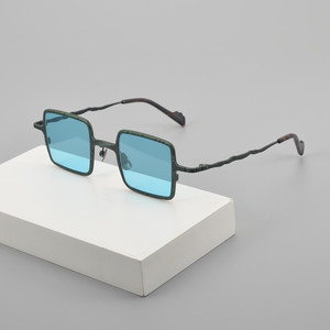 Shenzhen all'ingrosso <span class=keywords><strong>occhiali</strong></span> <span class=keywords><strong>da</strong></span> <span class=keywords><strong>sole</strong></span> <span class=keywords><strong>da</strong></span> <span class=keywords><strong>donna</strong></span> di design con montatura rettangolare di alta qualità uv400 polarizzati in puro titanio <span class=keywords><strong>occhiali</strong></span> <span class=keywords><strong>da</strong></span> <span class=keywords><strong>sole</strong></span> <span class=keywords><strong>da</strong></span> <span class=keywords><strong>donna</strong></span> - Product Image 1