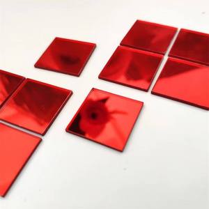Plaque de miroir acrylique rouge de 1,3 mm d'épaisseur, carreaux de miroir acrylique carrés pour l'artisanat DIY et la décoration intérieure - Product Image 4