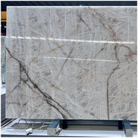 Dalles rétroéclairées en quartzite exotique Cristallo Bianco de Chine pour carreaux de cuisine découpés sur mesure, comptoirs, murs de salon, design moderne