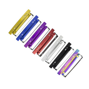 Marco de Matrícula de Fibra de Carbono de 205 mm con Abrazadera de Uso General en Dorado, Arcoíris y Azul - Product Image 1