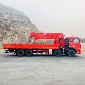 Camion-grue télescopique Dongfeng 8x4 de 16 à 20 tonnes pour la construction de ponts et de routes - Product Image 5