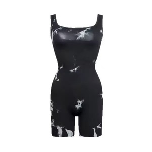 Le vêtement <span class=keywords><strong>de</strong></span> mise en forme une pièce tie-dye convient au yoga car il aide à aplatir l'abdomen et à lifter les <span class=keywords><strong>fesses</strong></span> - Product Image 4