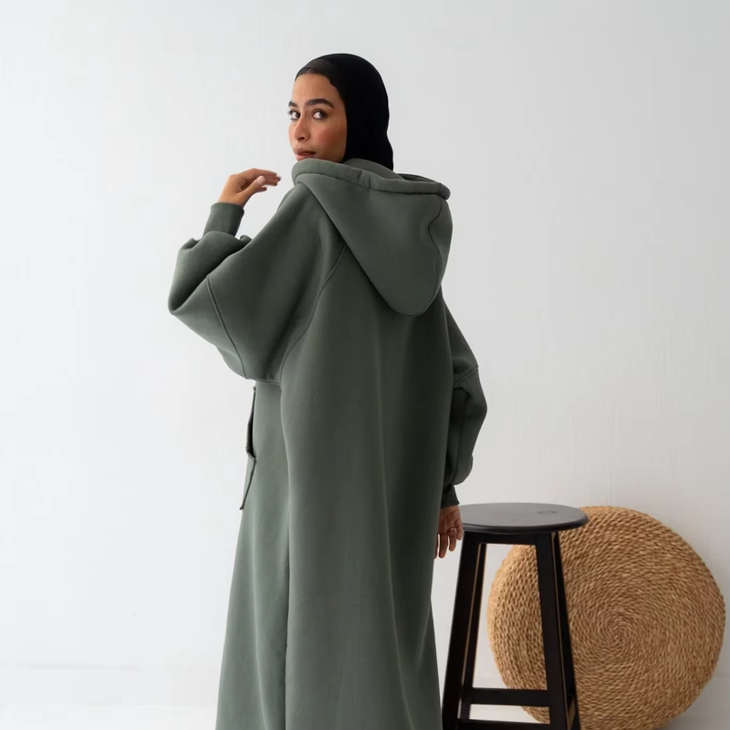 Elegant Muslim Abaya with Bat Sleeves