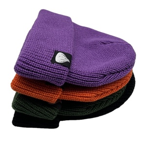 Hiver Femmes Hommes <span class=keywords><strong>Cachemire</strong></span> Laine Tricoté Bonnets Skully Logo Personnalisé Uni Bonnets en Tricot Personnalisé - Product Image 4