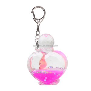 Porte-clés en forme de cœur avec flacon de <span class=keywords><strong>parfum</strong></span> mignon, pendentif créatif pour sac, cadeaux populaires, grand format, en plastique scintillant, vente en gros - Product Image 4