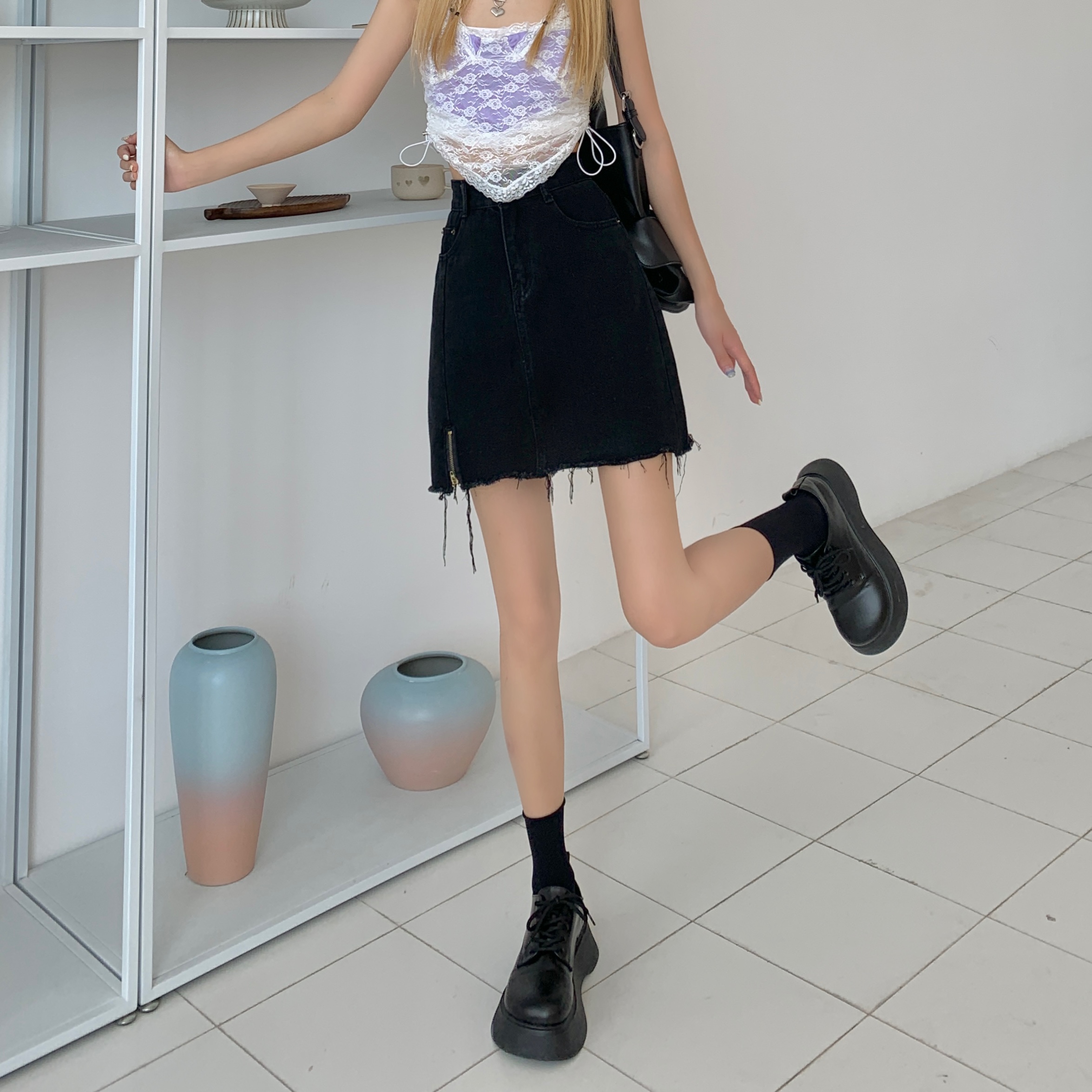 Faldas con botas y botines