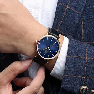 Reloj de Cuarzo Analógico Minimalista para Hombre con Esfera Redonda, Correa de Cuero PU, Elegante, Casual y Profesional - Product Image 4
