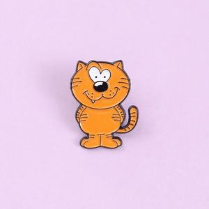 Broche de revers en alliage de zinc moulé, motif dessin animé jaune comique, mignonne avec yeux en cœur et sourire, pour épingles émaillées, vente en gros - Product Image 1