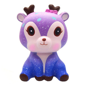 Squishy de Reno Cielo Estrellado - Nuevo Juguete Navideño de Subida Lenta, Lindo Juguete Sensorial y Antiestrés para la Temporada Festiva - Product Image 1