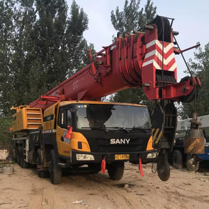 Équipement de levage de charges lourdes à haute durabilité : Grue hydraulique sur camion Sany de 90 tonnes d'occasion pour travaux de construction - Product Image 1