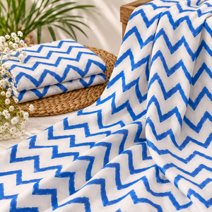 Tela de algodón duradera para prendas de vestir, cortinas, tapicería, proyectos de costura, trabajos artesanales y usos decorativos para el hogar. - Product Image 2