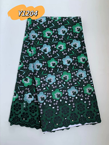 Tessuto Voile Svizzero 100% Cotone all'Ingrosso, Pizzo Africano con Fiori 3D e Perline, Ricamo Nigeriano Svizzero con Occhielli in Stile Francese - Product Image 2