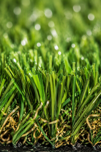 Césped Artificial Sintético, Alfombra Verde para Exteriores, Tacto Realista, Aspecto Natural, Césped Artificial para Jardín y Patio - Product Image 1
