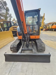 Mini-excavatrice Hitachi Zaxis 55 d'occasion en excellent état, 5,5 tonnes, moteur, boîte de vitesses, pompe, PLC, faible nombre d'heures de fonctionnement, à vendre - Product Image 6