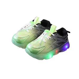 2022 summer new girls' sports shoes LED bright light light boys gradient color net shoes 1-6 years old children's shoes