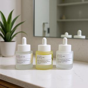 La <span class=keywords><strong>Roche</strong></span>-Posay Angel Centella Asiatica 10% Niacinamida 0.2% Retinol 10% Suero Multipétido 30ml SKIN1004 - Product Image 2