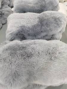 Tappeto in pelle di pecora personalizzato in lana di agnello di colore e dimensioni diverse dal produttore di pellicce animali Australia vera pelle di pecora - Product Image 3