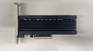 874432 1.6TB NVME X8 MU HH DS SSD - Product Image 3