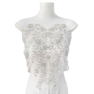 Quảng Châu Tùy Chỉnh Thêu Trims Ribbon Bazin Biên Giới May Trên DIY Rhinestone Đính Cườm Sequin Cổ Áo Cho Phi Nữ Ăn Mặc - Product Image 6