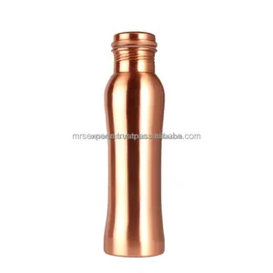 Bouteilles d'eau en cuivre martelé, fabriquées en Inde, pour boissons, disponibles avec emballage personnalisé par M. R. S. EXPORTS - Product Image 2