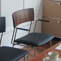 Chaise de salle à manger empilable en bois de noyer et frêne avec dossier et structure en acier inoxydable, mobilier de restaurant vintage, assise nordique moderne pour la maison