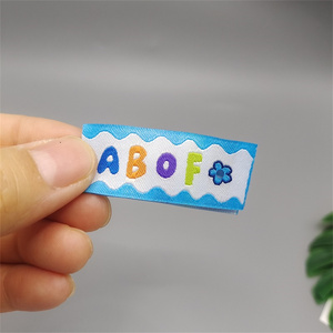 Tùy chỉnh Satin Cổ áo nhãn cho quần áo, áo thun, thổ cẩm Kích thước Nhãn, thẳng cắt khâu trẻ em của dệt nhãn - Product Image 2