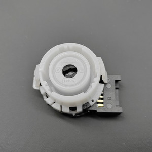 Interrupteur d'allumage Volkswagen 1K0905865 Blanc pour Tiguan Touran Golf Passat Octavia Superb Magotan - Product Image 1