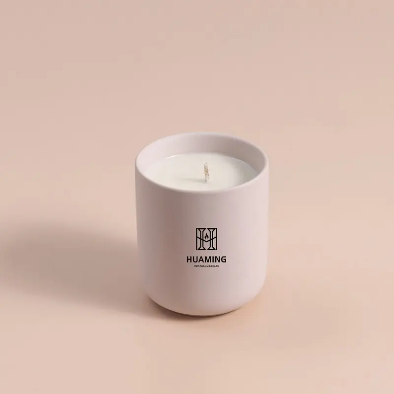 Huming nouvelle bougie d'aromathérapie en cire de soja naturelle à la mode, faite à la main avec Logo personnalisé, pot de bougie parfumée en céramique