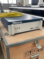 Penjualan langsung dari pabrik sumber Laser Raycus sumber Laser cocok untuk mesin pemotong Laser daya tinggi, menengah dan rendah