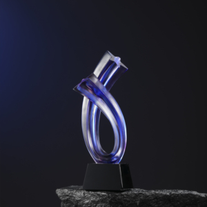 Elegante scultura in cristallo trasparente soffiato a mano intagliata con tema d'onore trofeo con premi unici a Base sospesa colorata - Product Image 3