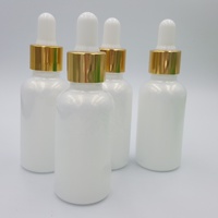 Peinture en aérosol liquide nacrée à base d'eau pour bouteilles de vin cosmétiques en verre de placard pour la sérigraphie