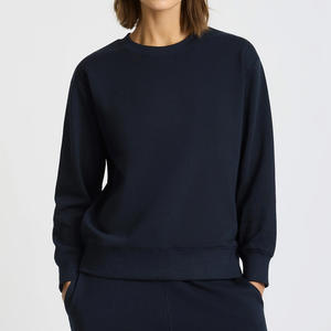 Sudadera Cozy Horizon para Mujer con Ajuste Relajado y Cómodo, Estilo Casual Cálido, Aspecto Moderno y Elegante, la Elección Perfecta - Product Image 4