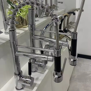 Robinets d'évier de cuisine à rallonge pivotante en laiton - Product Image 1