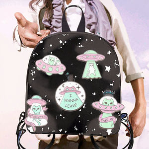 Ankunft Alien Cat Brosche Pin Lustige Cartoon Emaille Pins in Metall Fee Thema Siebdruck Geschenk für Kinder und Freunde - Product Image 3